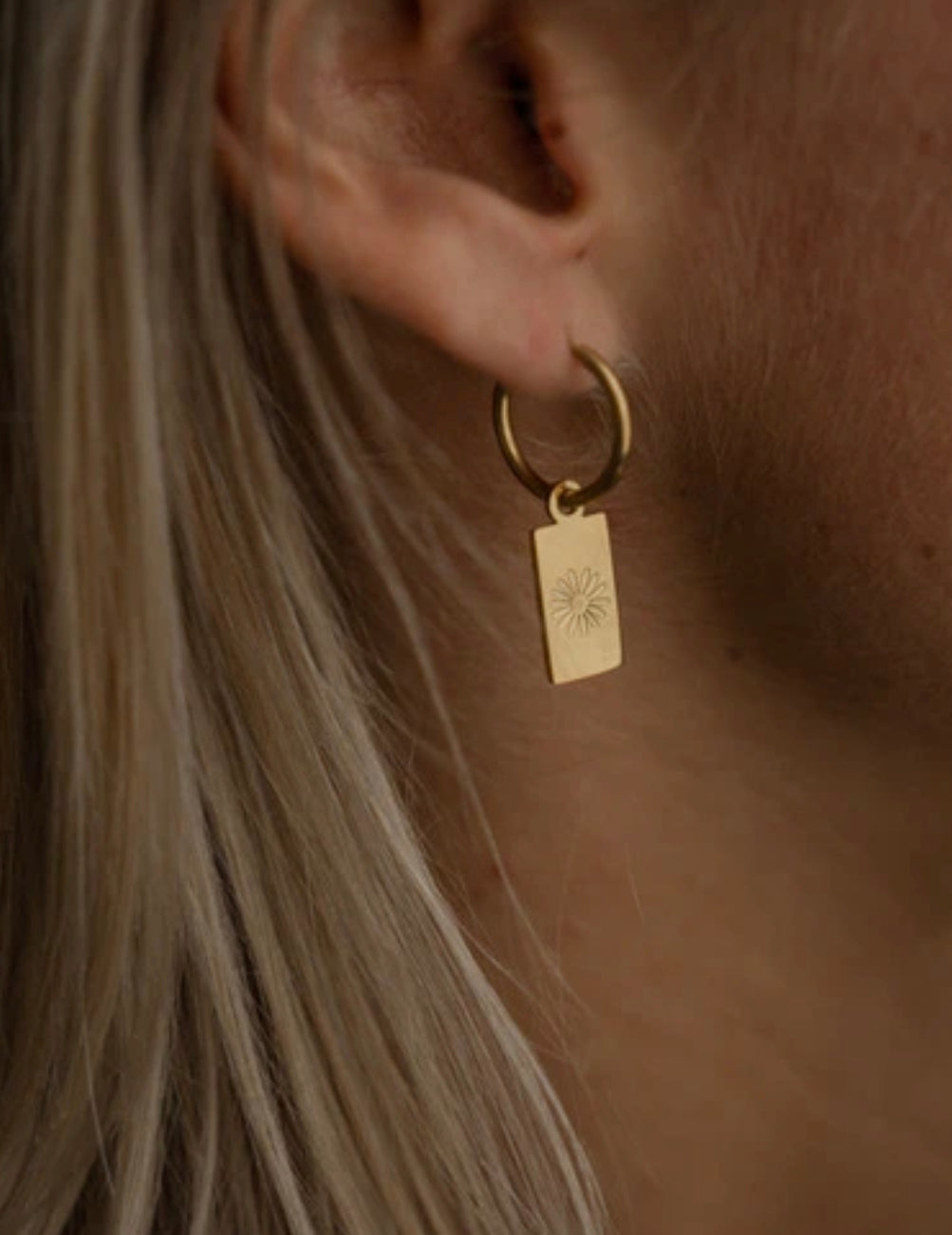 Daisy Hoop Earrings -Gold or Silver